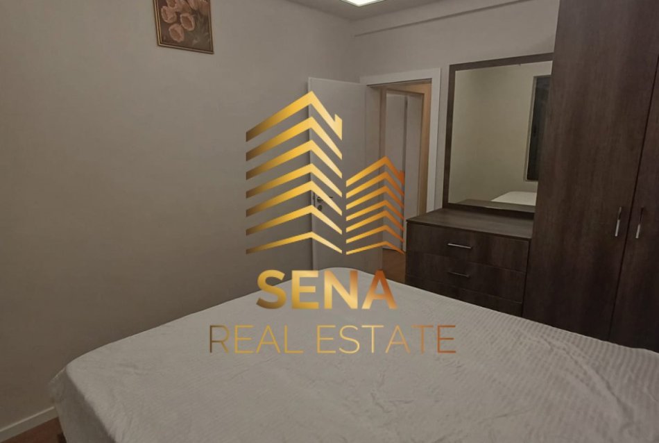 Tirane, jepet me qera apartament 1+1 Kati 2, 60 m² 500 € (Rruga e Dibres)