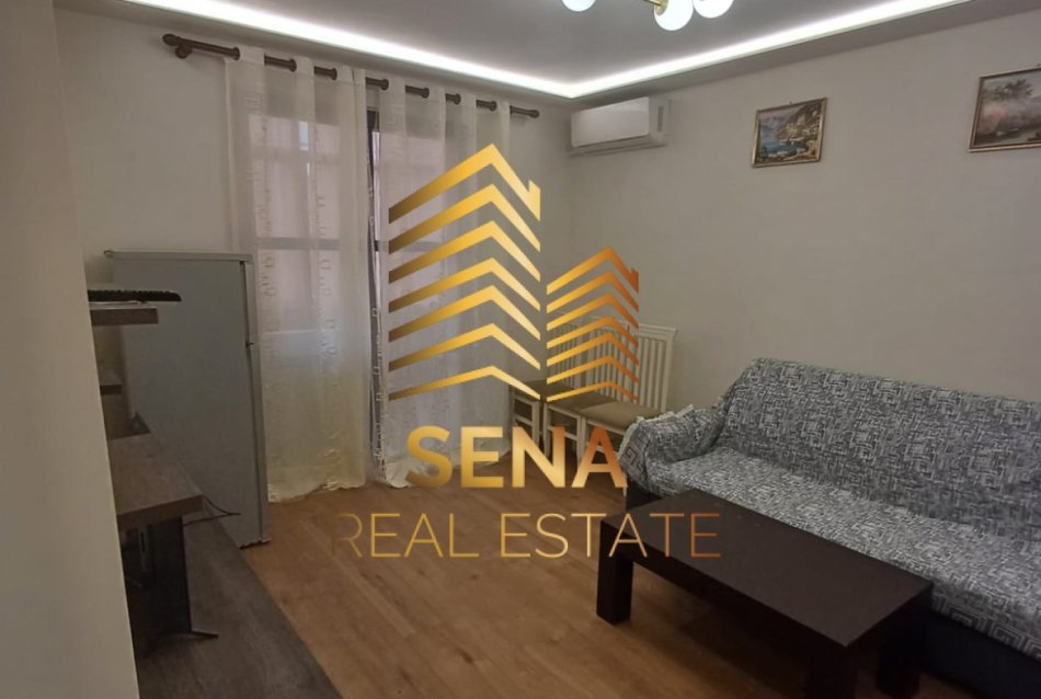 Tirane, jepet me qera apartament 1+1 Kati 2, 60 m² 500 € (Rruga e Dibres)