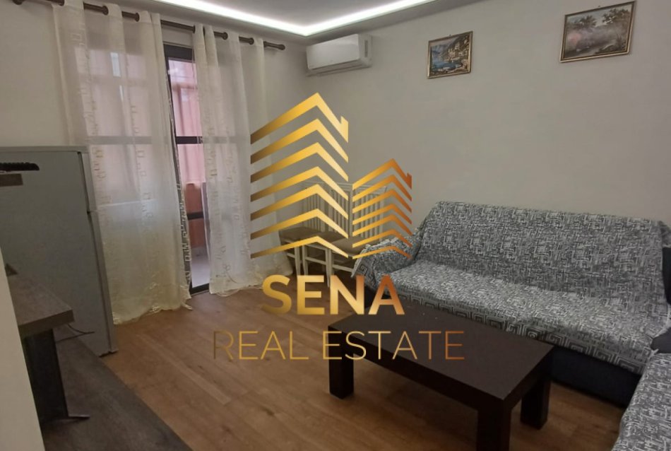 Tirane, jepet me qera apartament 1+1 Kati 2, 60 m² 500 € (Rruga e Dibres)