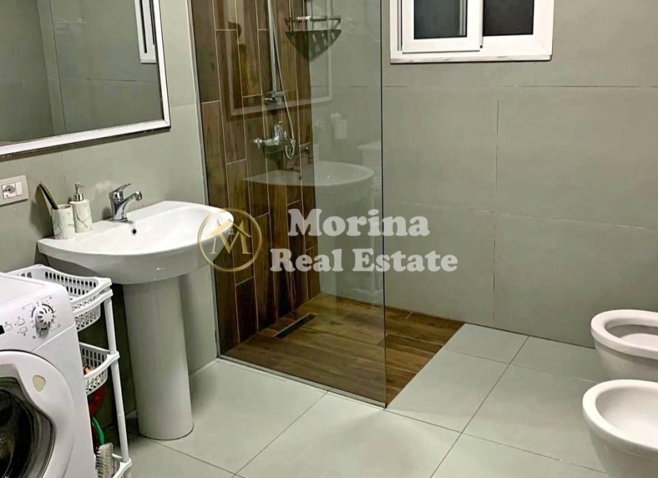 Tirane, jepet me qera apartament 2+1 Kati 3, 100 m² 400 € (Fresk)