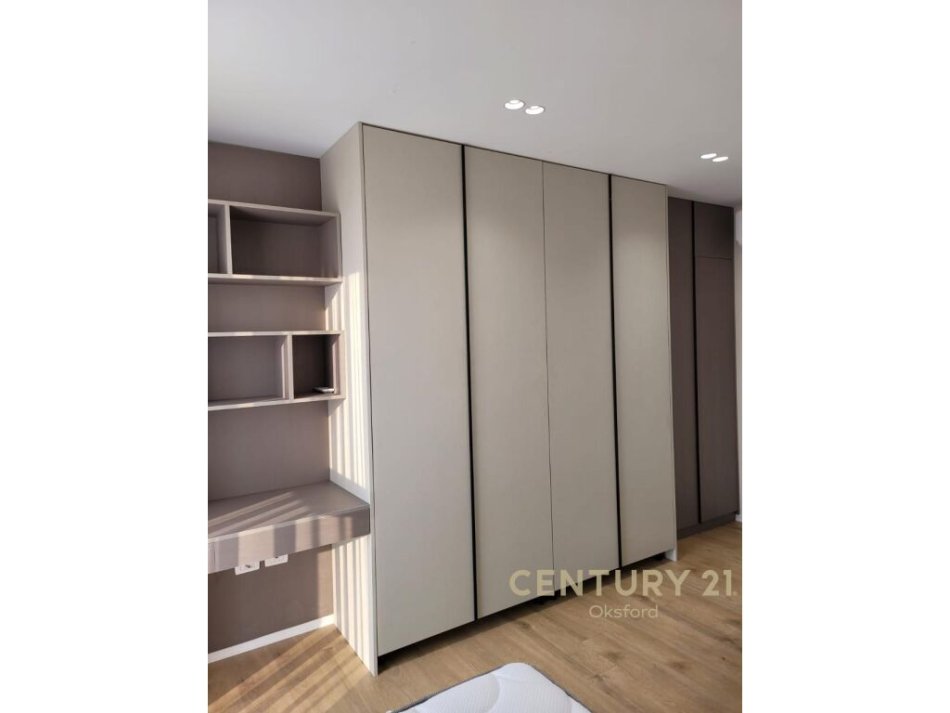 Tirane, jepet me qera apartament 2+1 Kati 7, 98 m² 670 € (Xhalliku, Tirana)