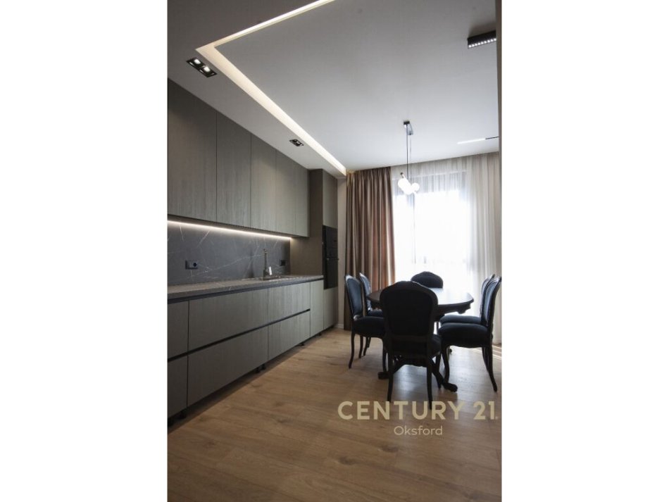 Tirane, jepet me qera apartament 2+1 Kati 7, 98 m² 670 € (Xhalliku, Tirana)