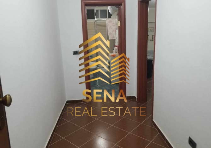 Tirane, shitet apartament 2+1+Ballkon Kati 5, 100 m² 101.000 € (Rruga Muhamed Deliu)