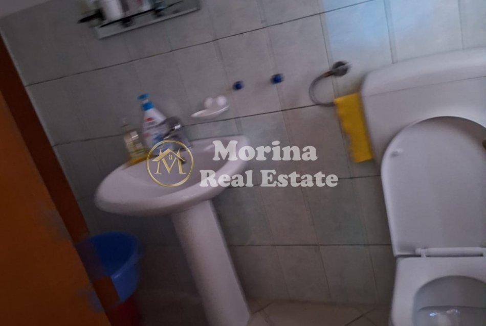 Tirane, jepet me qera apartament 2+1 Kati 4, 83 m² 450 € (Shkolla Marlin Barleti)