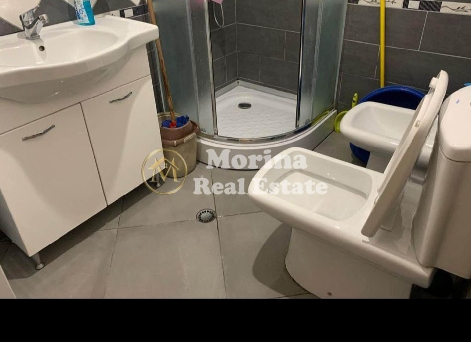 Tirane, jepet me qera apartament 2+1 Kati 2, 75 m² 500 € (Kopshti Botanik/Liqeni)