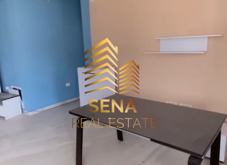 Tirane, shitet apartament 3+1+Ballkon Kati 4, 160 m² 176.000 € (Rruga Kokonozeve)