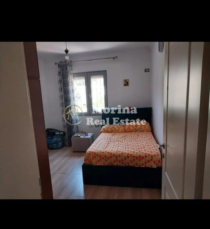 Tirane, shitet apartament 2+1 Kati 4, 68 m² 88.000 € (Yzberisht/Kombinat)