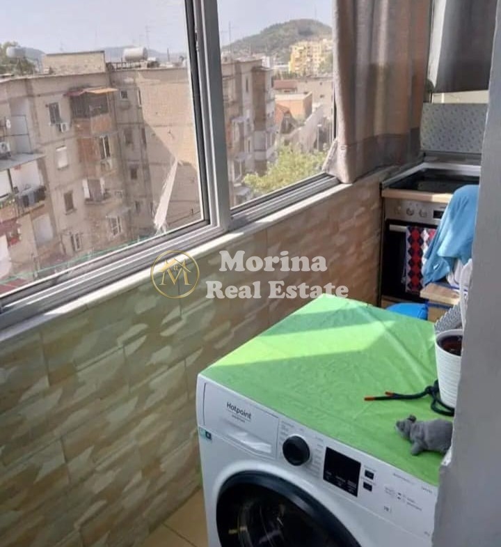 Tirane, shitet apartament 2+1 Kati 4, 68 m² 88.000 € (Yzberisht/Kombinat)