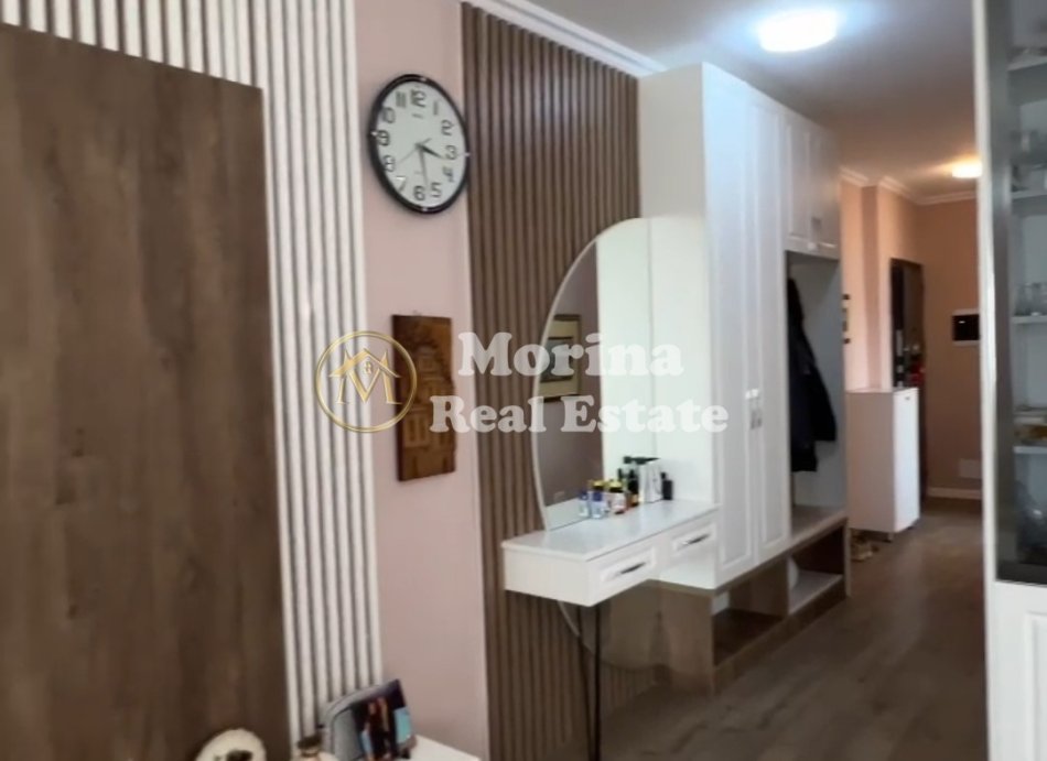 Tirane, shitet apartament 1+1 Kati 2, 76 m² 95.000 € (Fresk /Rezidenca Jaho-Arredim Luxury)