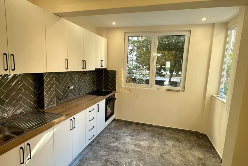 Tirane, shitet apartament 2+1 Kati 1, 71 m² 147.000 € (Rruga e Dibres)