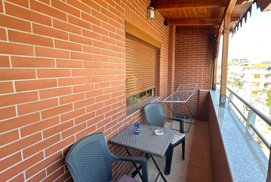 Tirane, shitet apartament 2+1+Ballkon Kati 3, 117 m² 170.000 € (Rruga e Kavajes, perballe Deliorgjit)