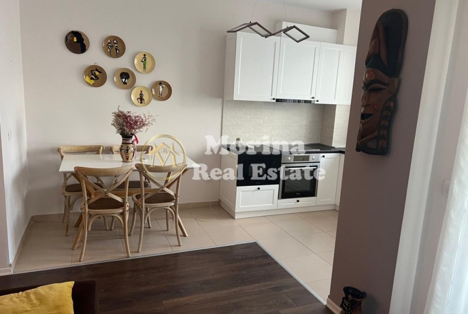 Tirane, jepet me qera apartament 1+1 Kati 4, 60 m² 700 € (Kopshti Zologjik)