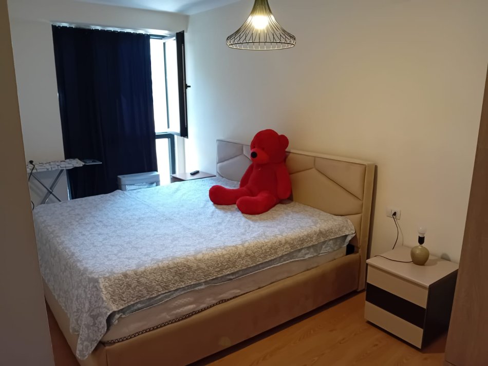 Tirane, jepet me qera apartament 1+1+Aneks+Ballkon Kati 3, 63 m² 550 € (Fusha Aviacionit Turdiu)