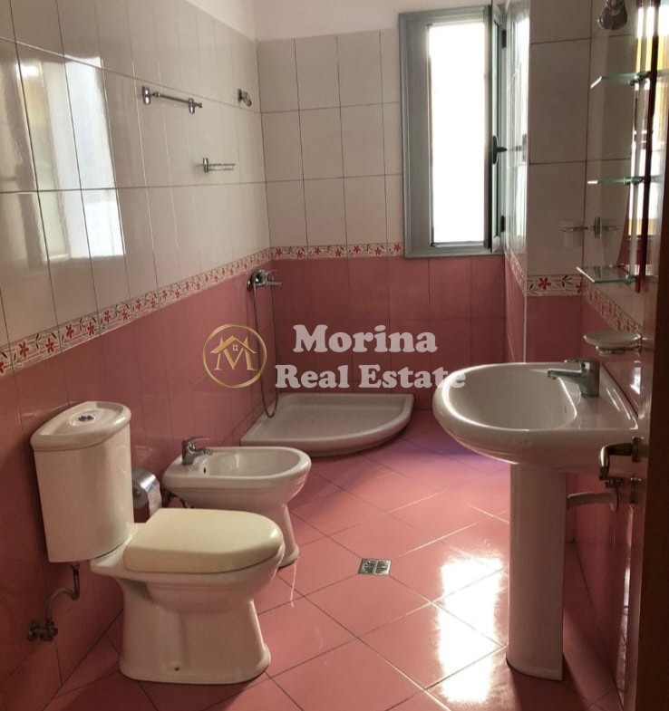Vlore, shitet apartament 1+1+Ballkon Kati 2, 95 m² 230.000 € (LungoMare/Vlore)