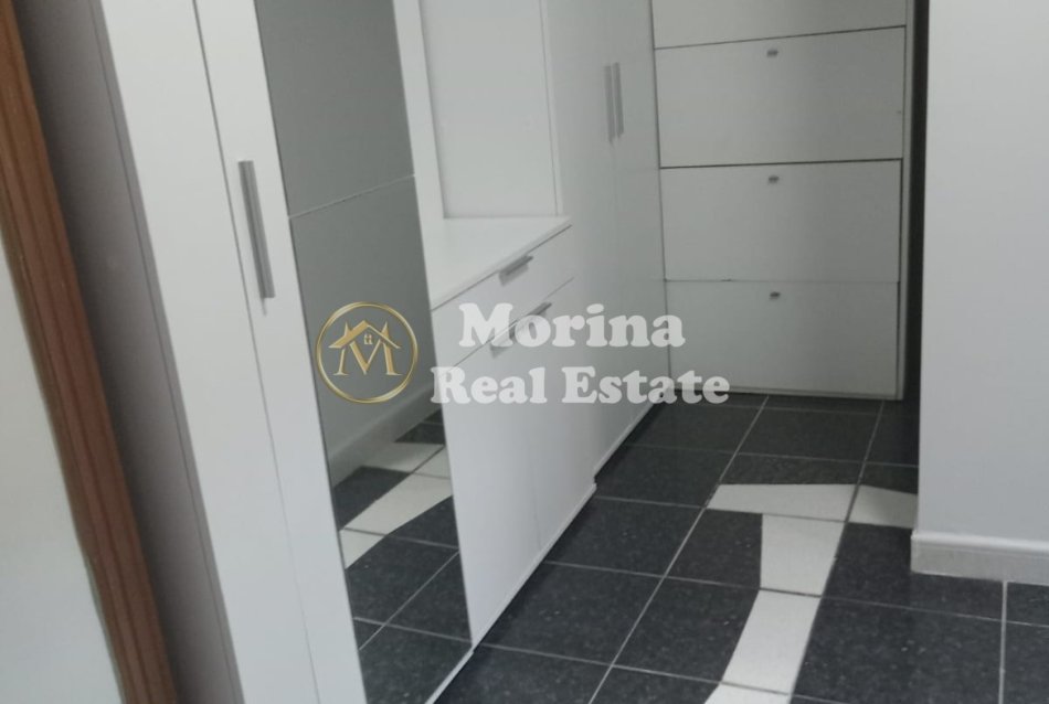 Tirane, jepet me qera apartament 1+1 Kati 1, 90 m² 600 € (21Dhjetori)