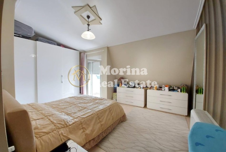 Tirane, shitet apartament 2+1 Kati 6, 145 m² 180.000 € (Fresku-Rruga Teleferikut)