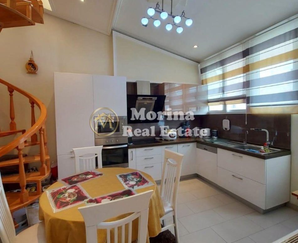 Tirane, shitet apartament 2+1 Kati 6, 145 m² 180.000 € (Fresku-Rruga Teleferikut)