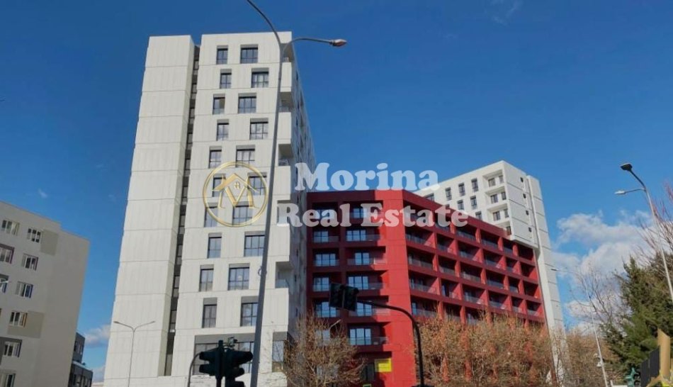 Tirane, jepet me qera ambjent biznesi Kati 1, 118 m² 600 € (Rruga Dibres-Kompleksi Arlis)
