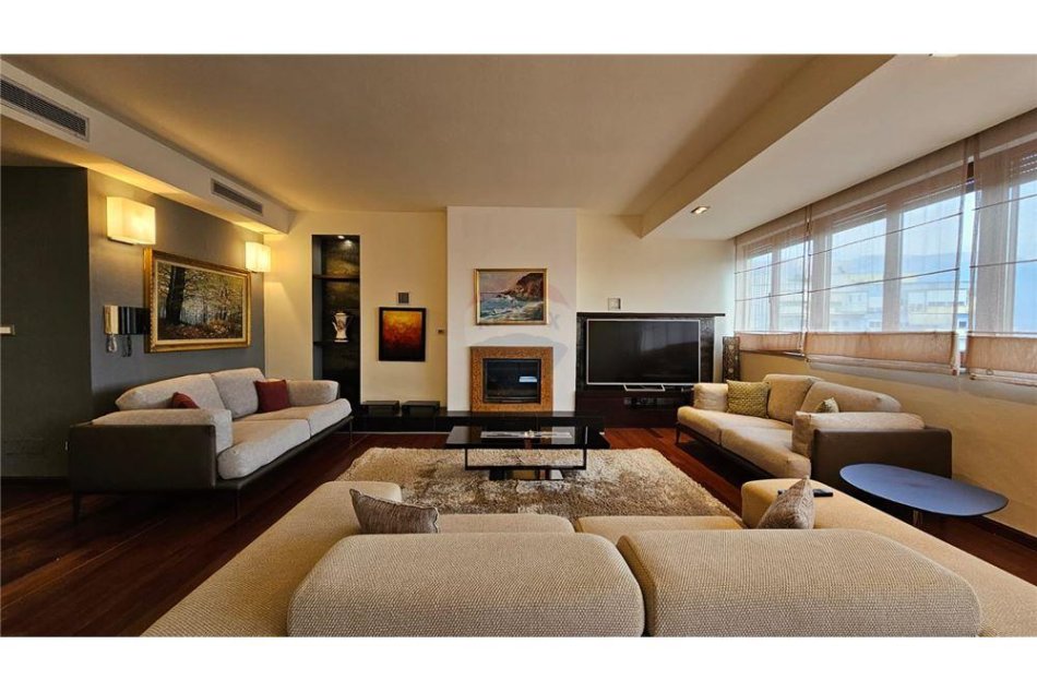 Tirane, shitet apartament+verande | Penthouse 3+1+Ballkon Kati 10, 286 m² 500.000 € (TopTani)