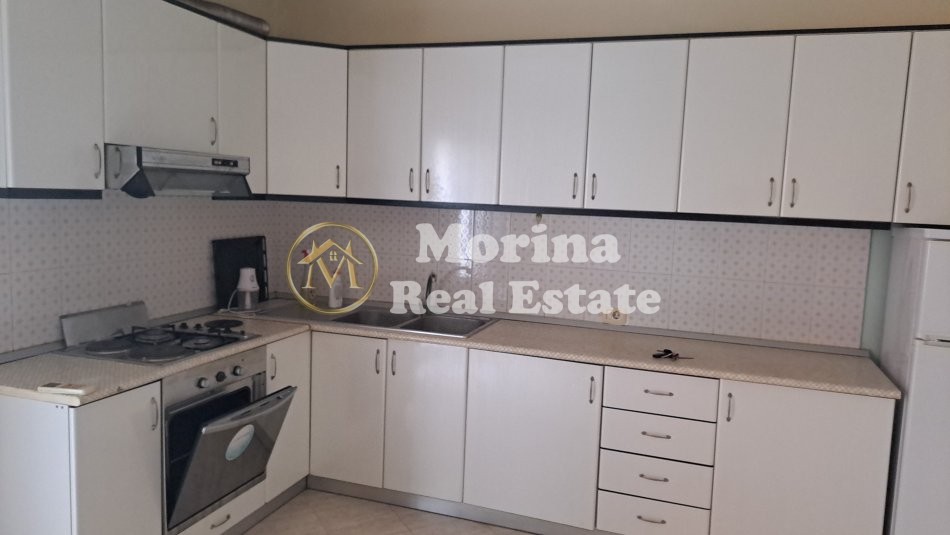 Tirane, jepet me qera apartament 2+1 Kati 8, 97 m² 550 € (Pazari i Ri)