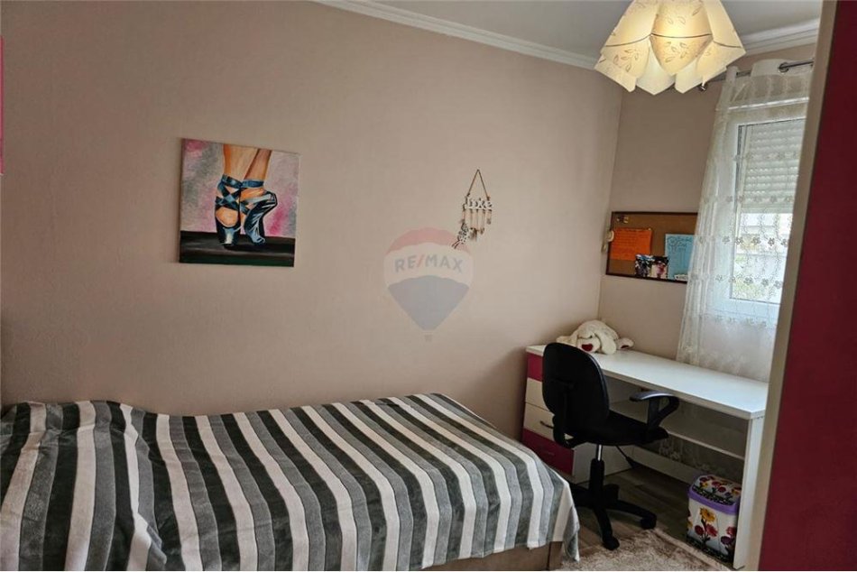Tirane, shitet apartament 3+1+Ballkon Kati 3, 110 m² 195.000 € (Mihal Grameno)