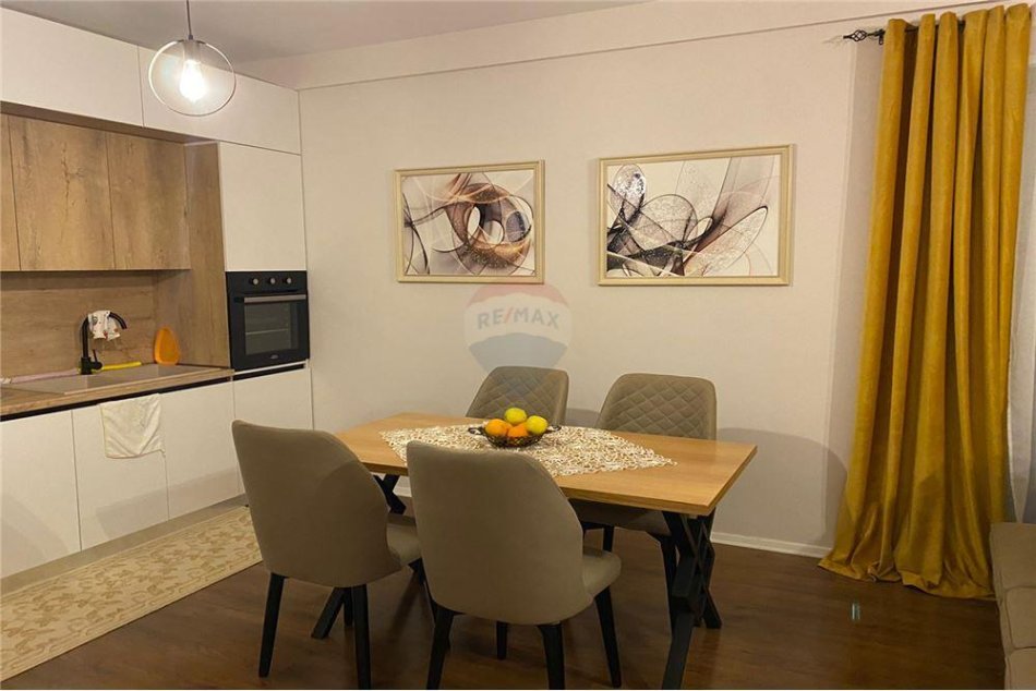 Tirane, jepet me qera apartament 2+1+Ballkon Kati 5, 100 m² 600 € (Rruga e Kongresit te Manastirit)
