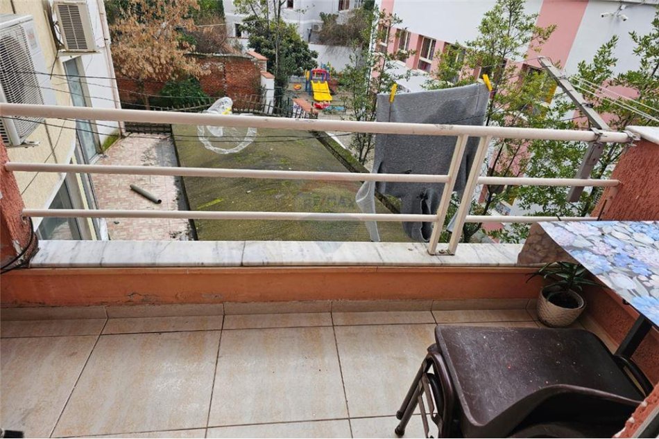 Tirane, shitet apartament 3+1+Ballkon Kati 3, 110 m² 195.000 € (Mihal Grameno)