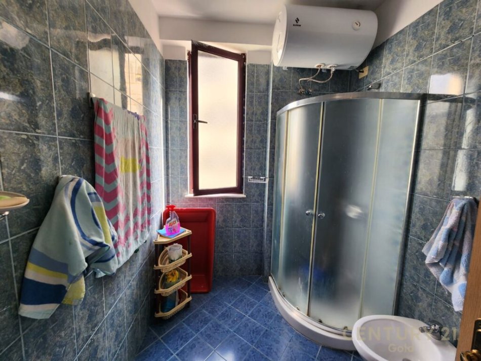 Tirane, shitet 2+1 Kati 3, 112 m² 135.000 € (Fresku Tirana Albania)