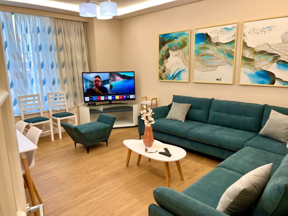 Tirane, jepet me qera apartament 1+1 Kati 5, 78 m² 550 € 