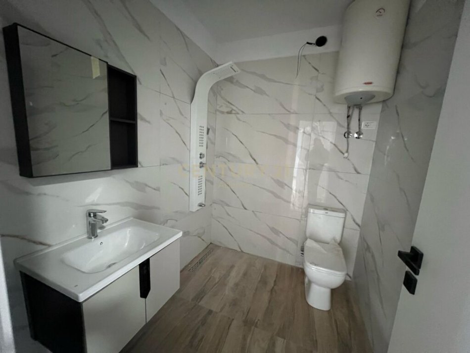 Durres, shitet apartament 1+1 Kati 1, 75 m² 88.000 € 