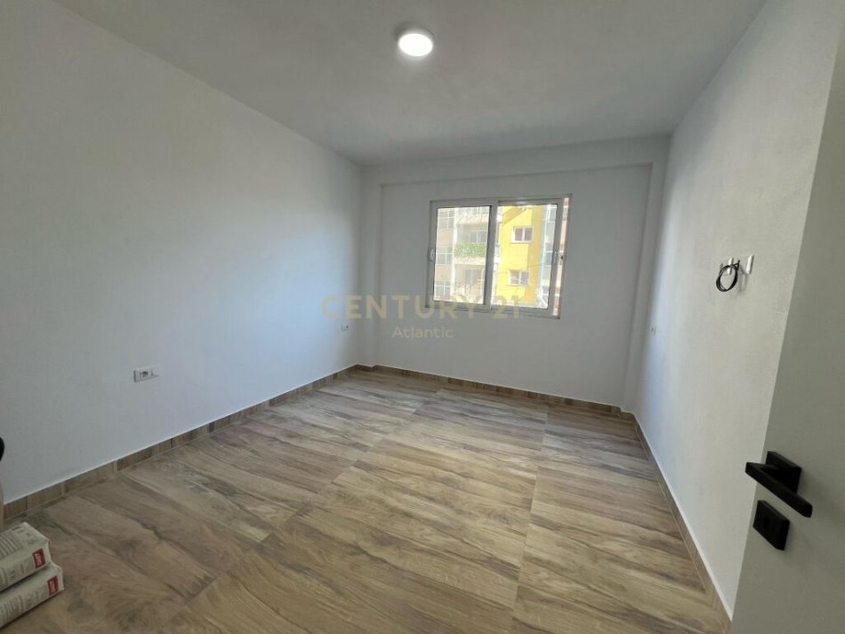 Durres, shitet apartament 1+1 Kati 1, 75 m² 88.000 € 