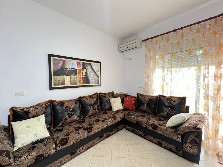 Golem, shitet apartament 1+1+Ballkon Kati 4, 77 m² 75.000 € (Prane Hotel Flowe , Golem)