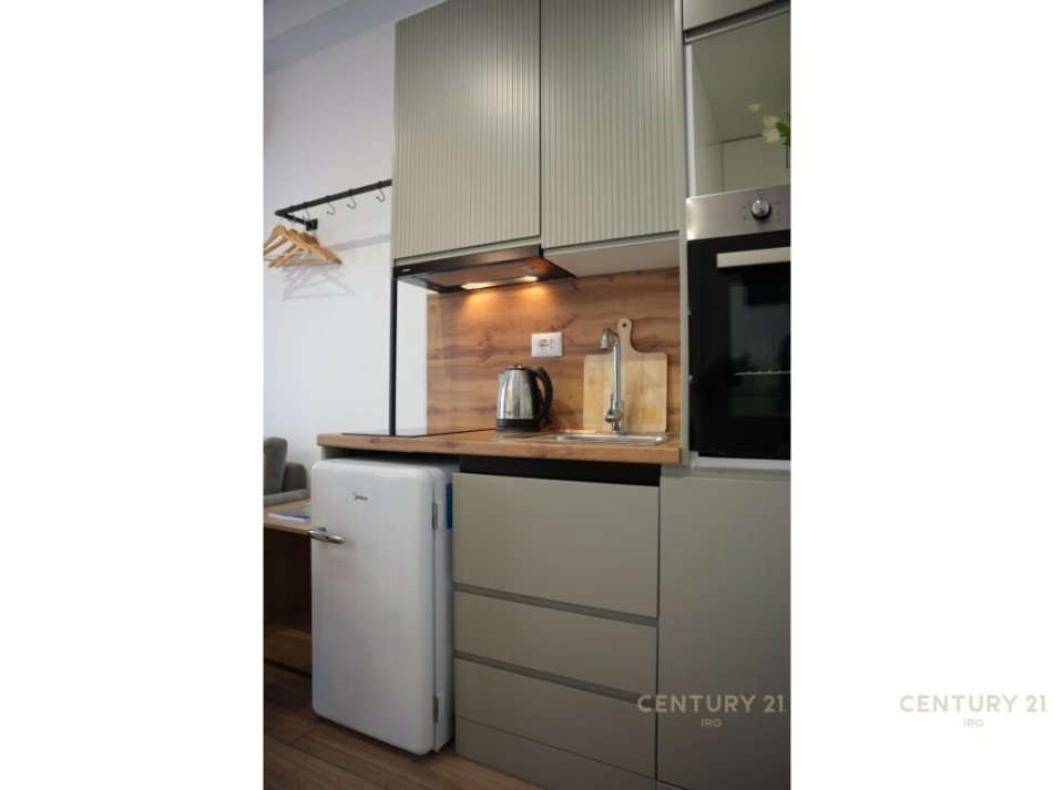 Tirane, shitet garsonier 1+1 Kati 6, 29 m² 54.000 € (Ali Dem)
