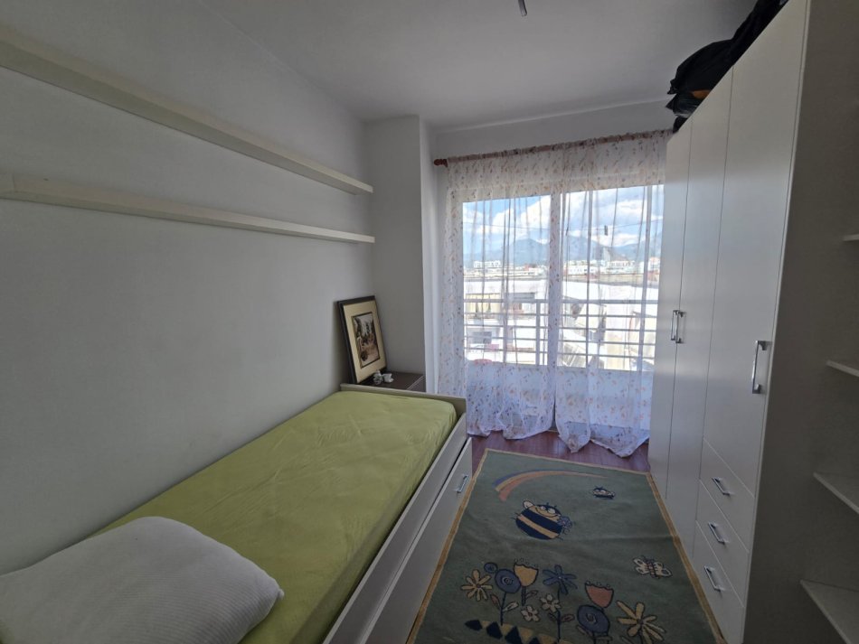 Tirane, jepet me qera apartament 2+1 Kati 7, 100 m² 600 € (Rruga Dhimiter Shuteriqi, Tirane)