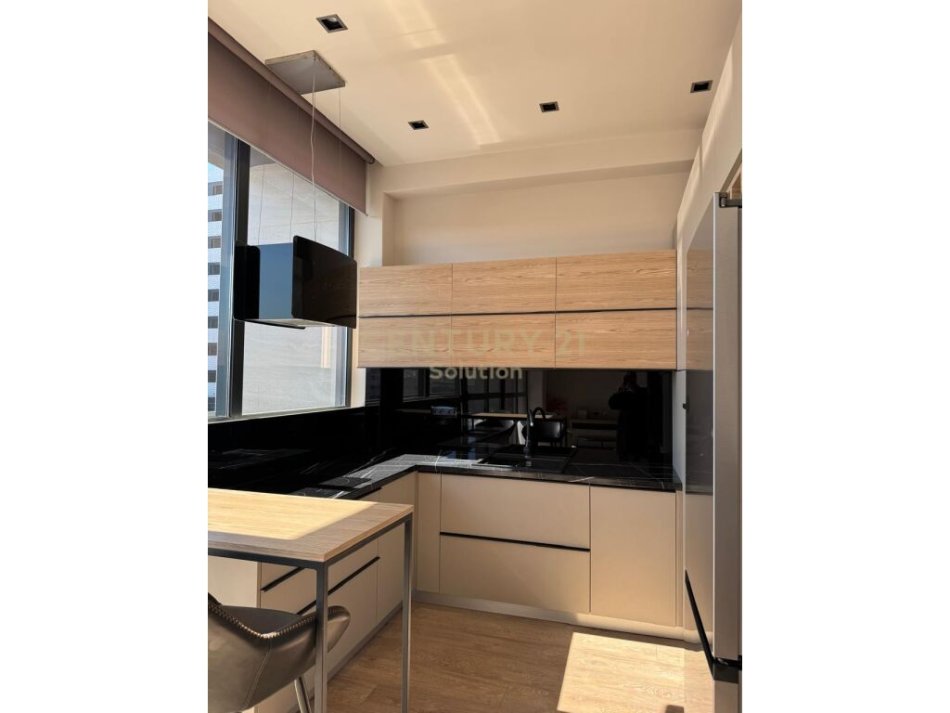 Tirane, jepet me qera apartament 2+1+Ballkon Kati 6, 110 m² 1.200 €