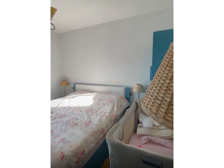 Tirane, jepet me qera apartament 2+1 Kati 9, 80 m² 750 € (Rruga e Kosovarve)