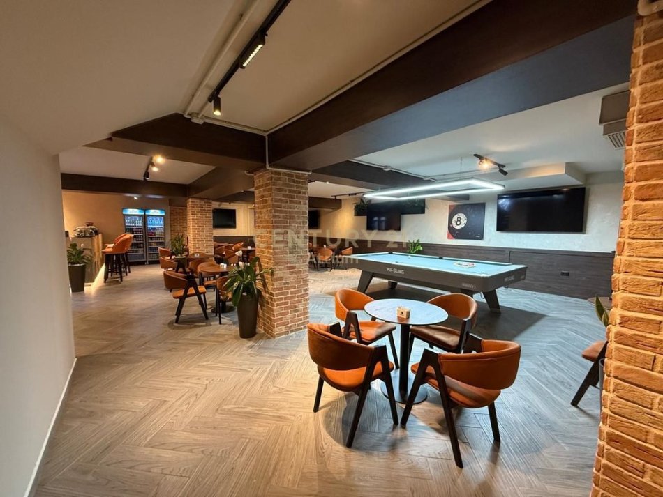 Tirane, shitet bar-kafe Kati 0, 240 m² 590.000 € (ish Blloku)