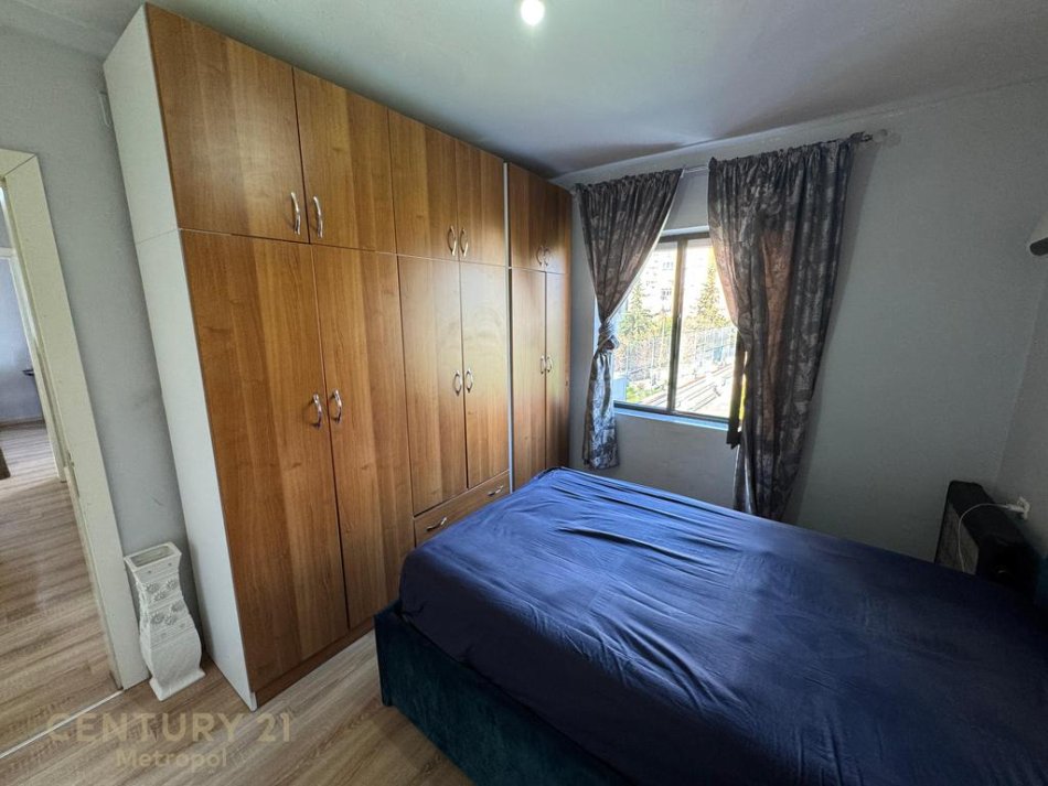 Tirane, shitet apartament 1+1+Ballkon Kati 3, 60 m² 92.000 € (Rruga Dritan Hoxha Laprak)