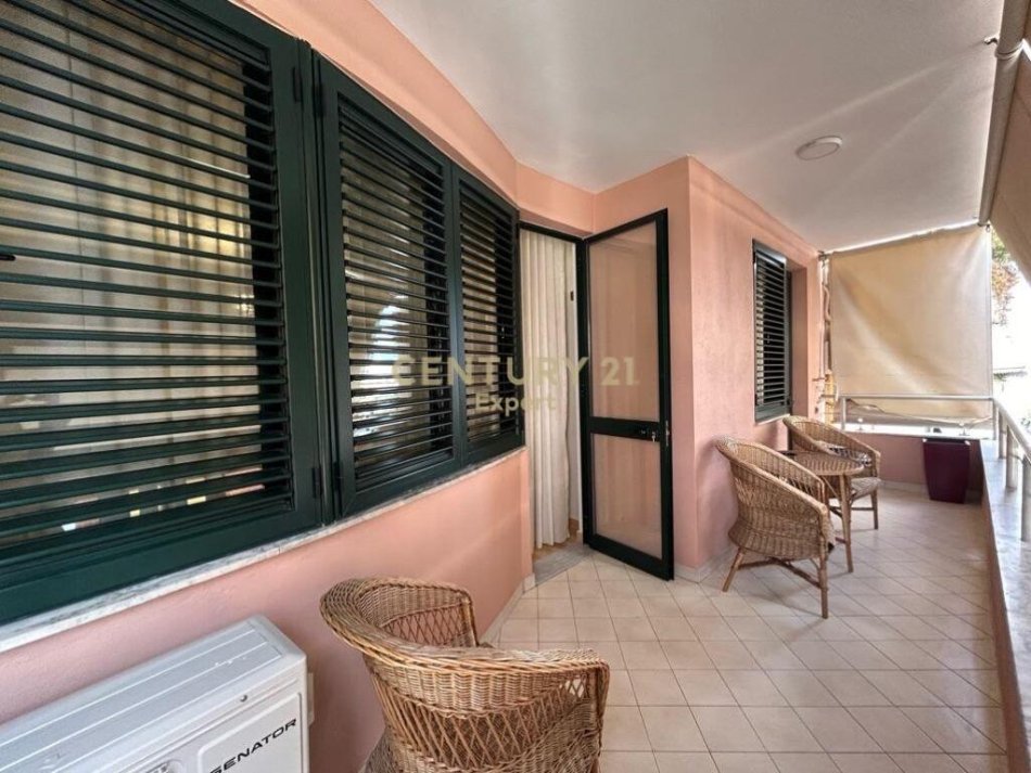 jepet me qera apartament 2+1+Ballkon Kati 5, 112 m² 650 €