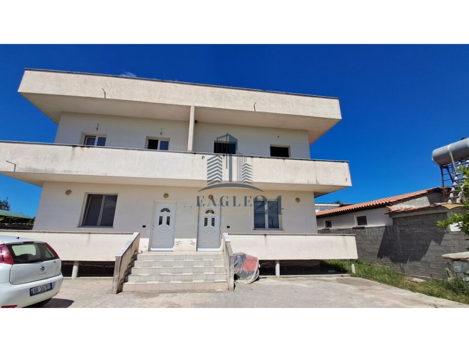Tirane, shes shtepi 2 Katshe Kati 0, 360 m² 160,000 € (VORE)