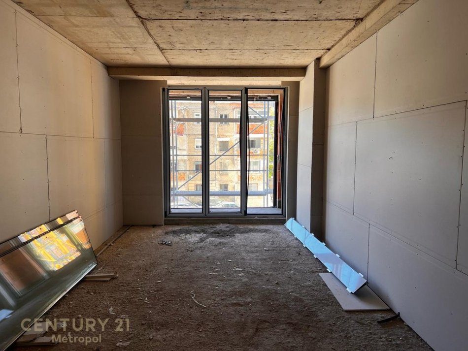 Tirane, shitet apartament Kati 1, 135 m² 242.000 € (Ali Demi Tirane)