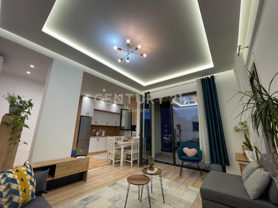 Tirane, jepet me qera apartament 2+1 Kati 3, 115 m² 1.500 € (RRUGA E KOSOVARËVE)