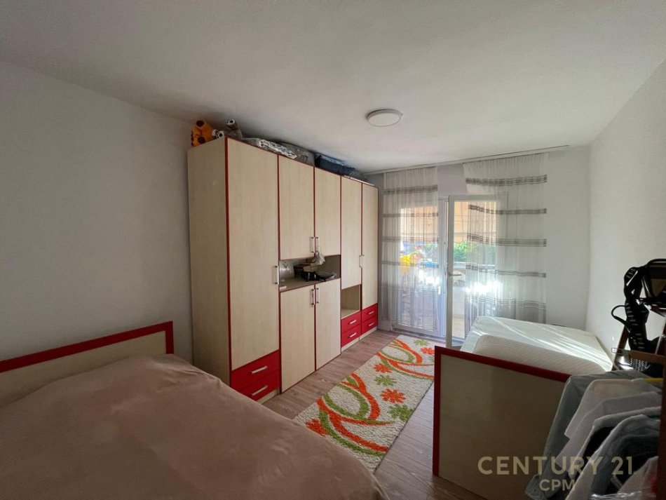 Tirane, shitet apartament 3+1 , 110 m² 150.000 € (Ali Demi)