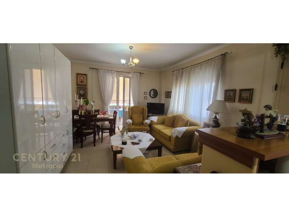 Tirane, shitet apartament 2+1+Ballkon Kati 6, 110 m² 221.300 € (Komuna Parisit)