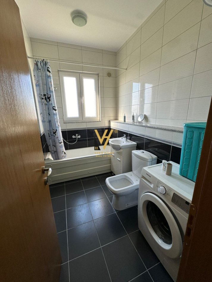 Tirane, shitet Vile Kati 0, 830 m² 755.000 € (AUTOSTRADA TIRANE-DURRES)