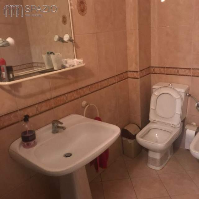 Tirane, shitet apartament 3+1+BLK Kati 7, 163 m² 1.400 Euro/m2 (Komuna e Parisit)