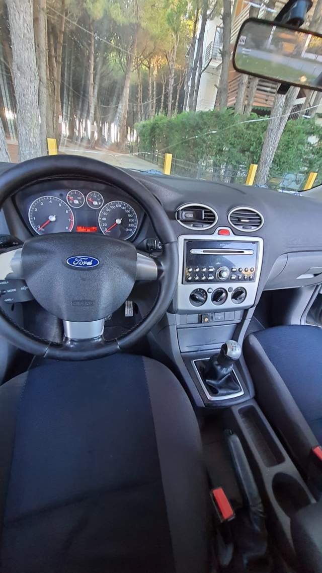 Tirane, shitet makine Ford Focus Viti 2007, 2.600 Euro