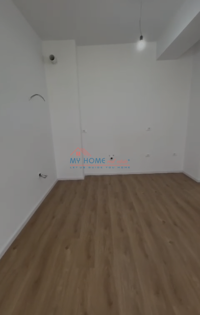Tirane, jepet me qera apartament 1+1 Kati 3, 65 m² 400 € 