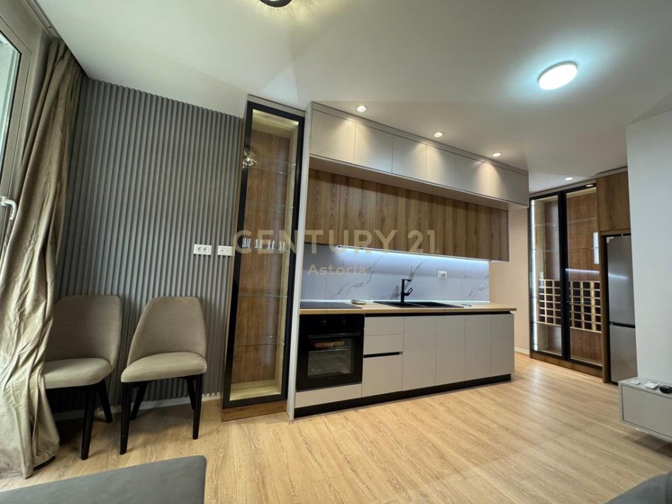 Tirane, shitet apartament 1+1 Kati 2, 55 m² 120.000 € (KOPSHTI ZOOLOGJIK)
