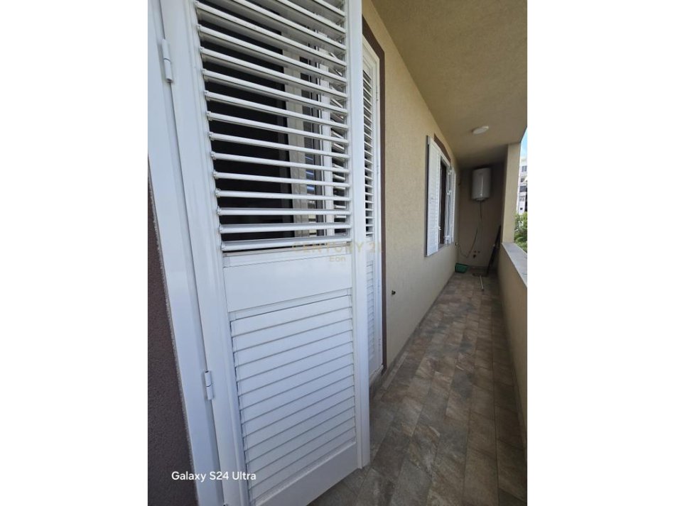 Durres Plazh, jepet me qera apartament 1+1 Kati 3, 65 m² 350 € (Plazh Durres)